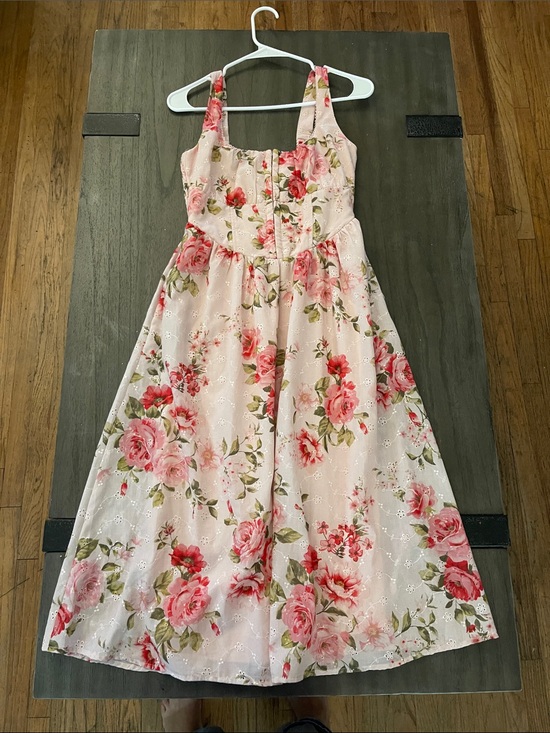 Jessica Simpson Dresses & Skirts - Jessica Simpson Cream and Pink Floral Eyelet Midi Dress
